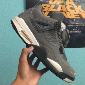 Jordan 4 cool grey
